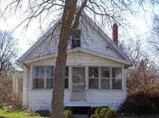 328 N Pleasant St, Jackson, MI