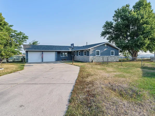 2514 Grandview Dr, Rapid City, SD 57701