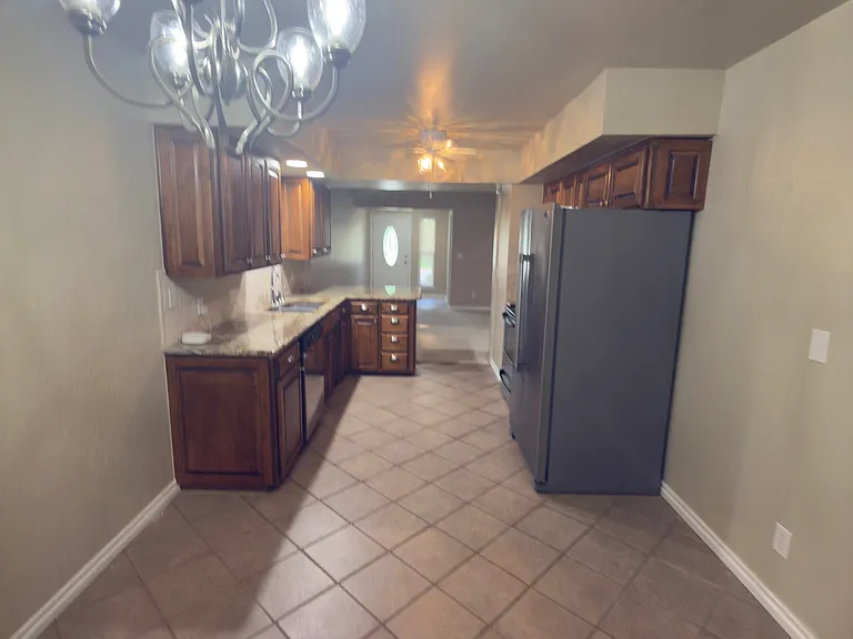 1010 Bluestem Rd — Photo 8