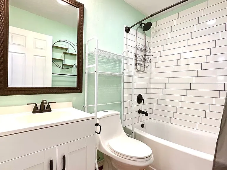 10215 Athens Fld — Photo 27