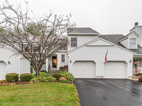 2nd image of 85 Carriage Ln #85