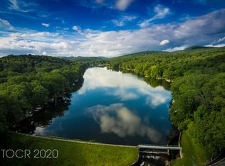 70 Cupsaw Dr, Ringwood, NJ 07456