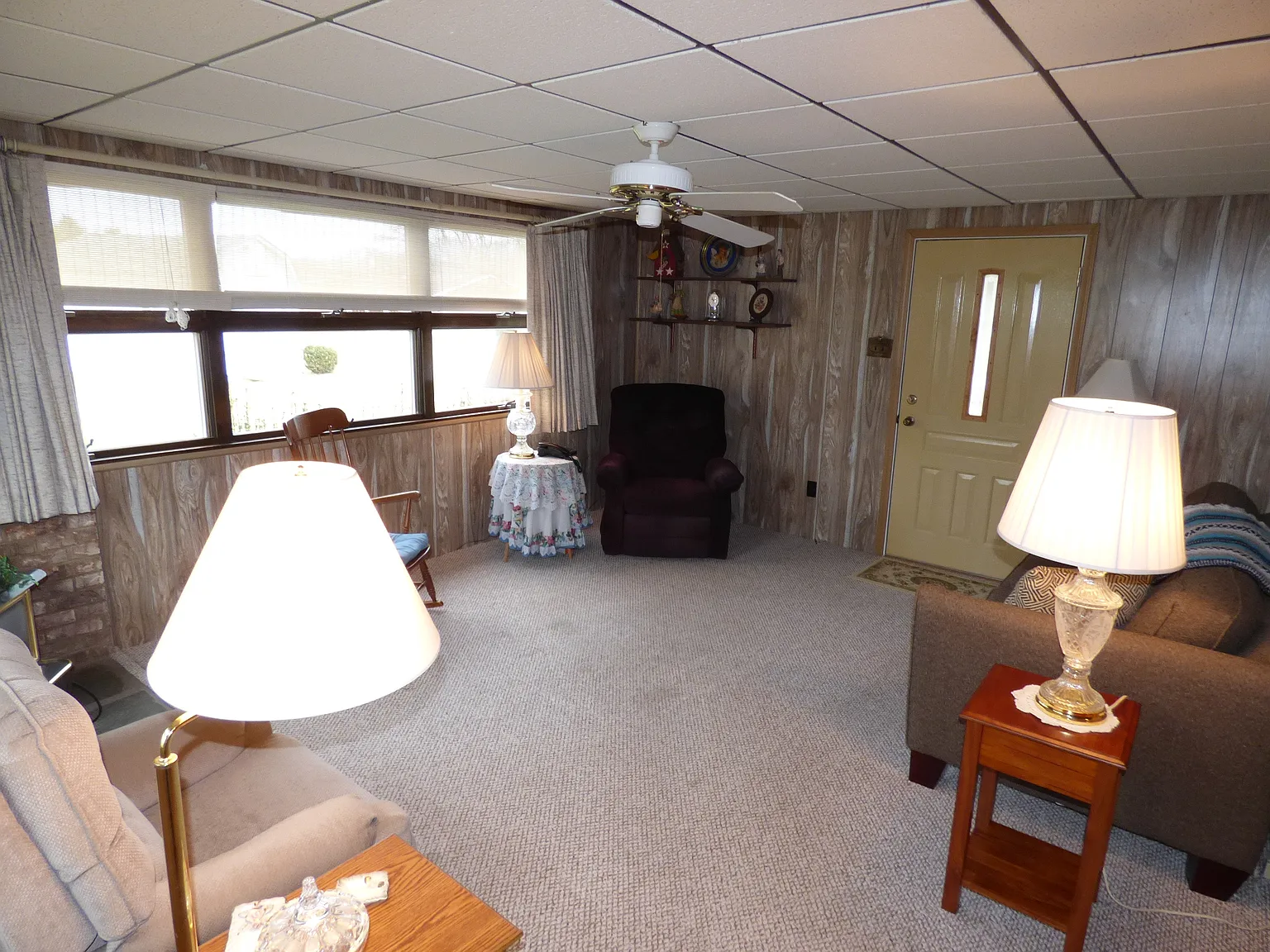 100 Whitehall Ave photo 1