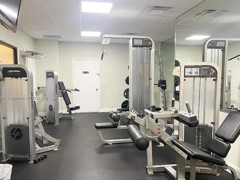 3180 S Ocean Dr #621 — Photo 3