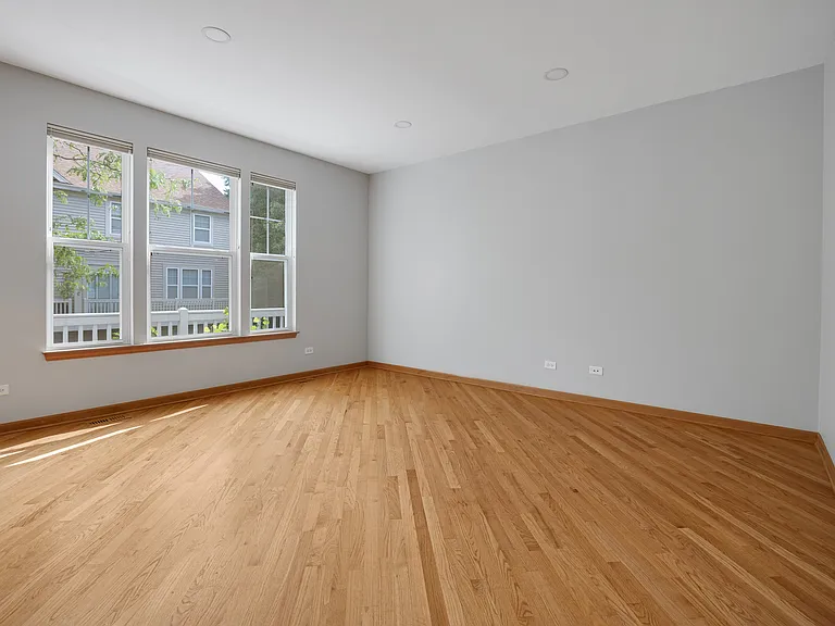 5568 Cambridge Way — Photo 5