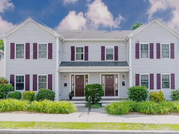 39 Quirk St #39, Watertown, MA 02472