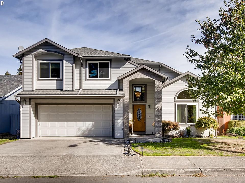 1st image of 8516 NE 16th Ln