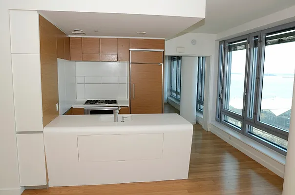 Rented by Battery Park Realty | media 16