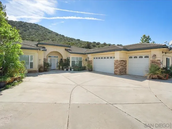 8861 Diamondback Dr, Santee, CA 92071