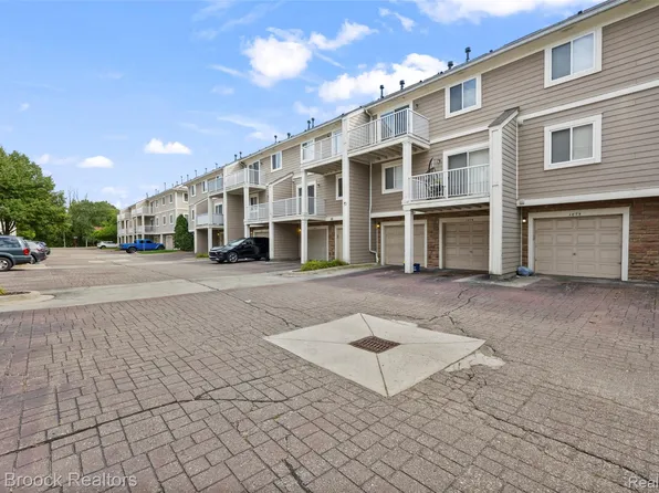 1087 Beaver Run, Troy, MI 48083