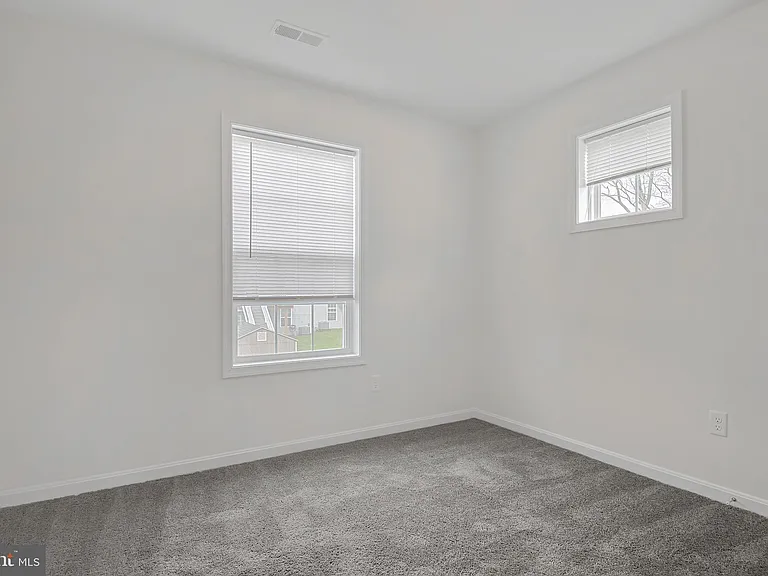 406 Valor Way — Photo 18