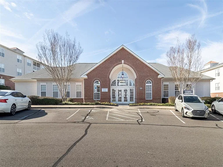 Patriots Pointe — Photo 40