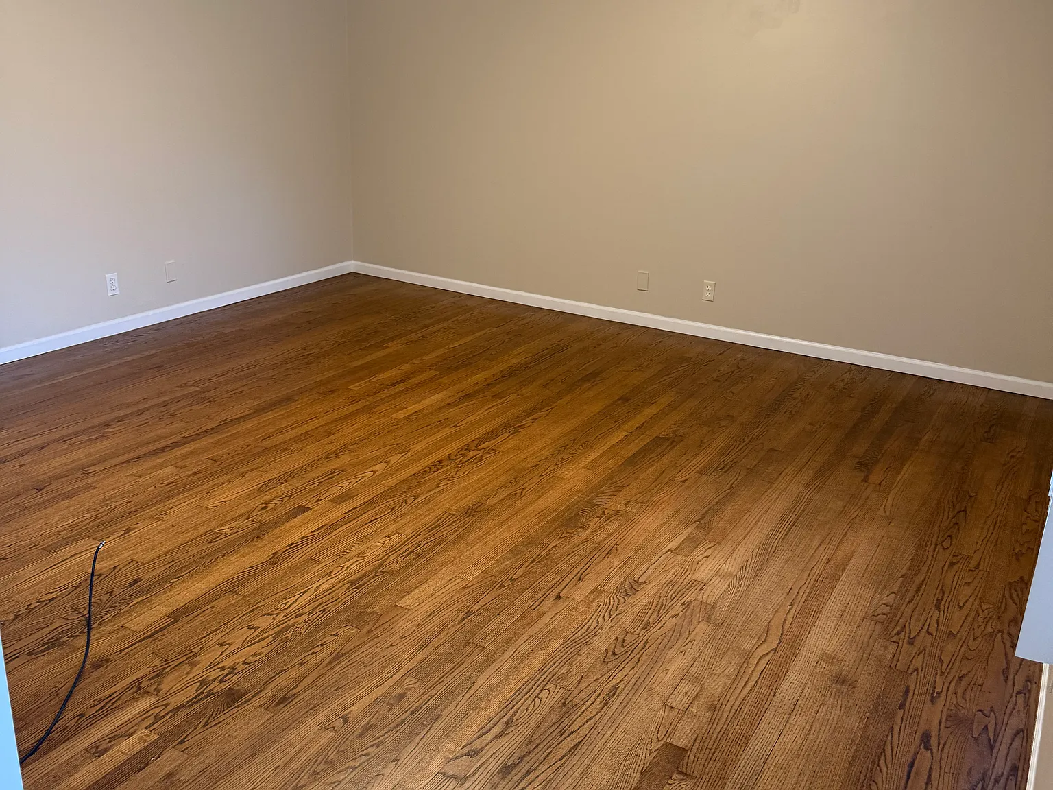 3 bed, 1120 sqft, $1,680 — Photo 2