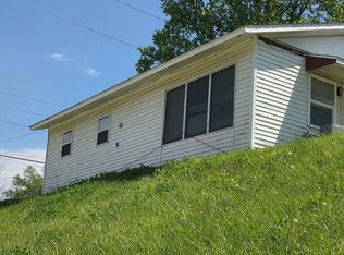 801 Cantrell Hts, Decatur, IL 62521