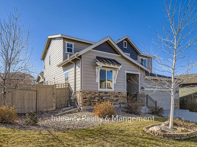 3839 Donnington Cir — Photo 2