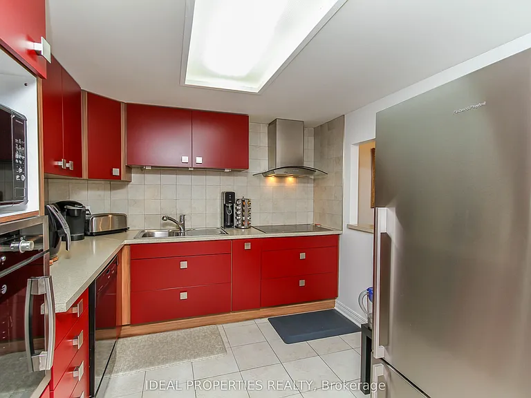 100 Grant Carman Dr N #809 — Photo 22