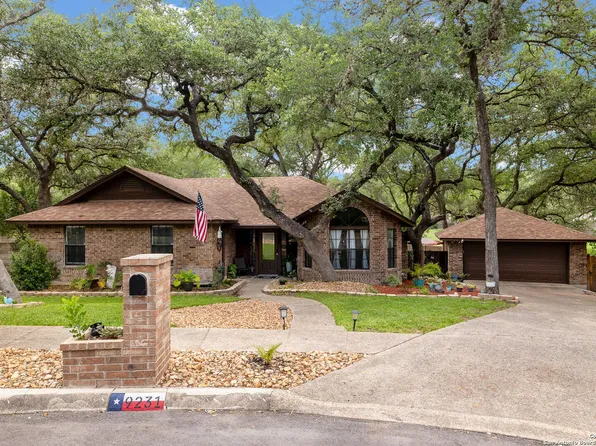 9231 Saint Ives, San Antonio, TX 78254