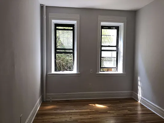 Rented by Waverly Realty Associates | media 41