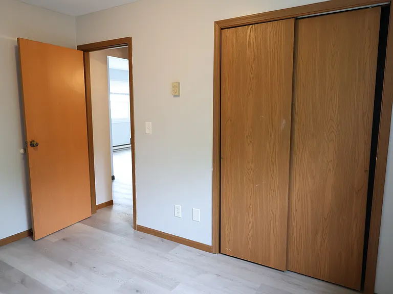 450 Greensburg St — Photo 17