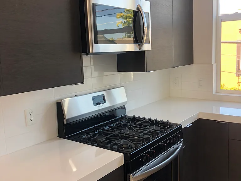 2803 S El Camino Real #B — Photo 8