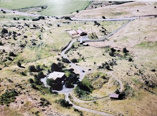 65151 Grays Corner Rd, Cove, OR 97824