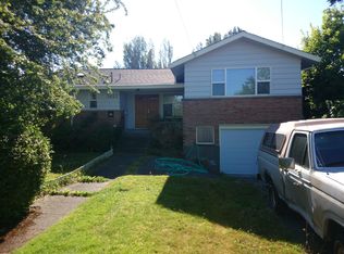 3427 NW 56th St, Seattle, WA 98107