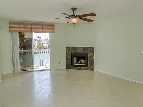 4th image of 313 Madeira Cir