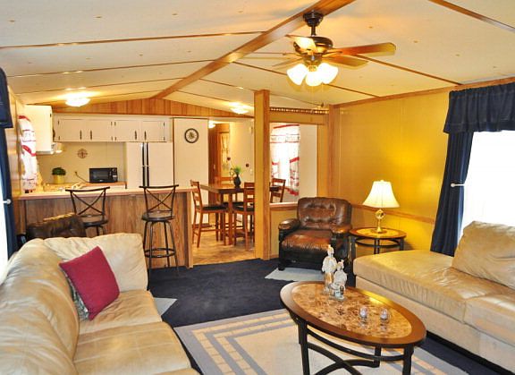2nd image of 221 Kathleen Dr