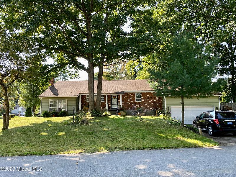 2nd image of 1 Fern Drive