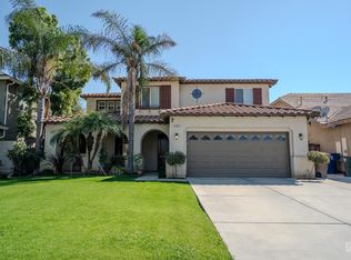 10407 Sharktooth Peak Dr, Bakersfield, CA