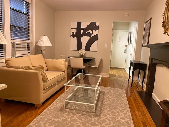 2nd image of 6 E 97th St APT 1D