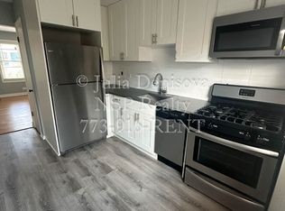6700 N California Ave #E2, Chicago, IL 60645