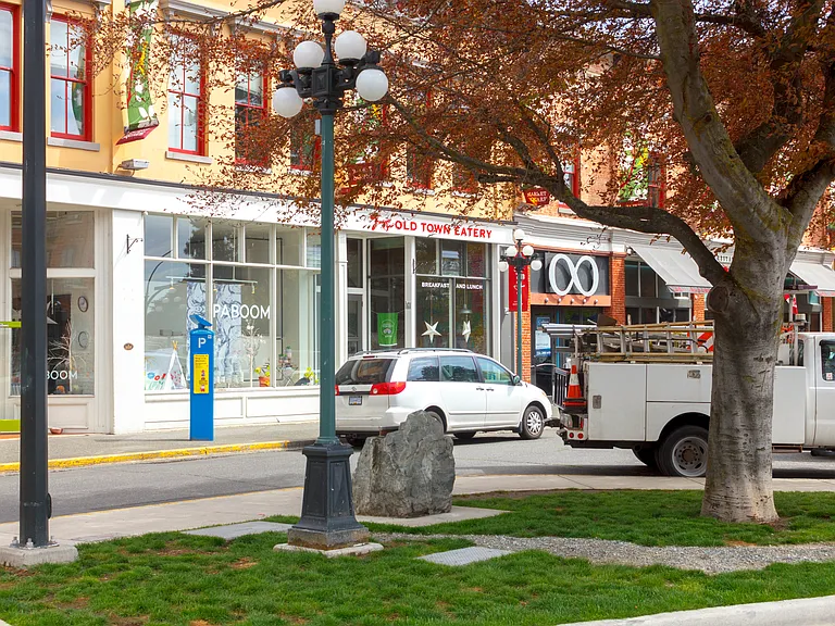 Fisgard St — Photo 61