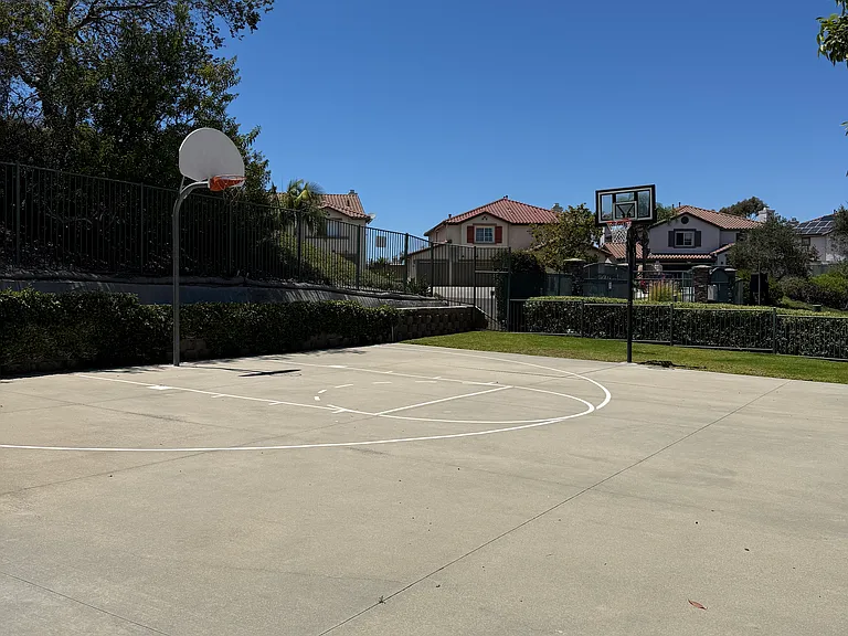 233 Canyon Creek Way — Photo 42