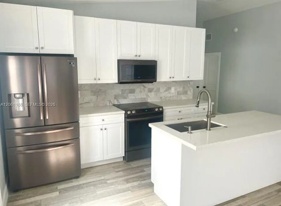 Studio, 4.0 bath, 1118 sqft, $2,450 — Photo 4