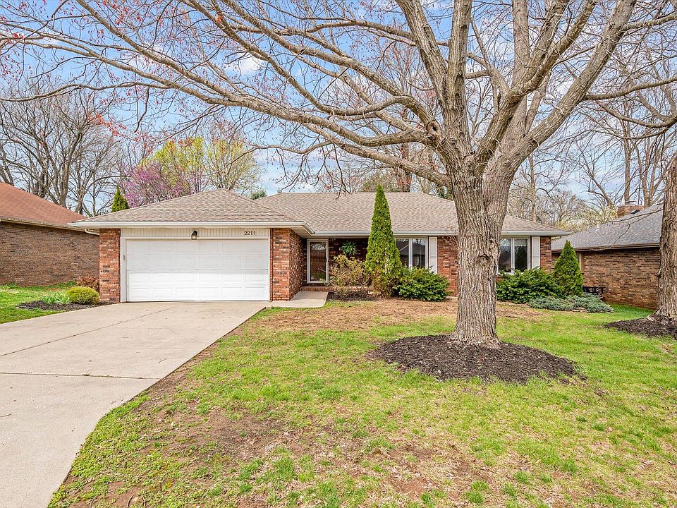 2211 East Cragmont Street, Springfield, MO 65804 Zillow