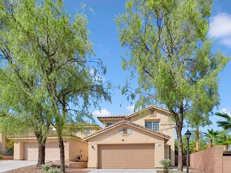 11004 Linden Leaf Ave