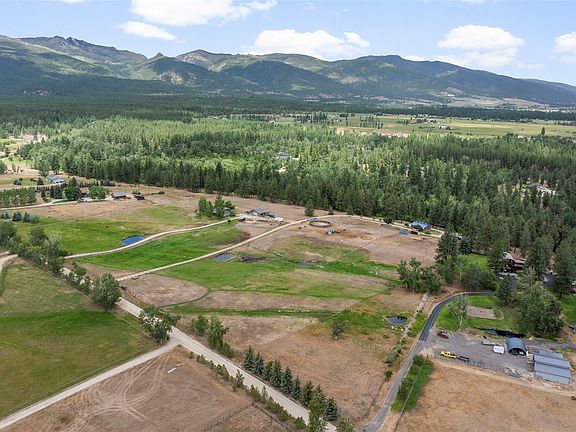 4th image of 460 Moose Hollow Rd
