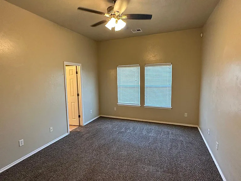 809 Beechwood Way — Photo 9