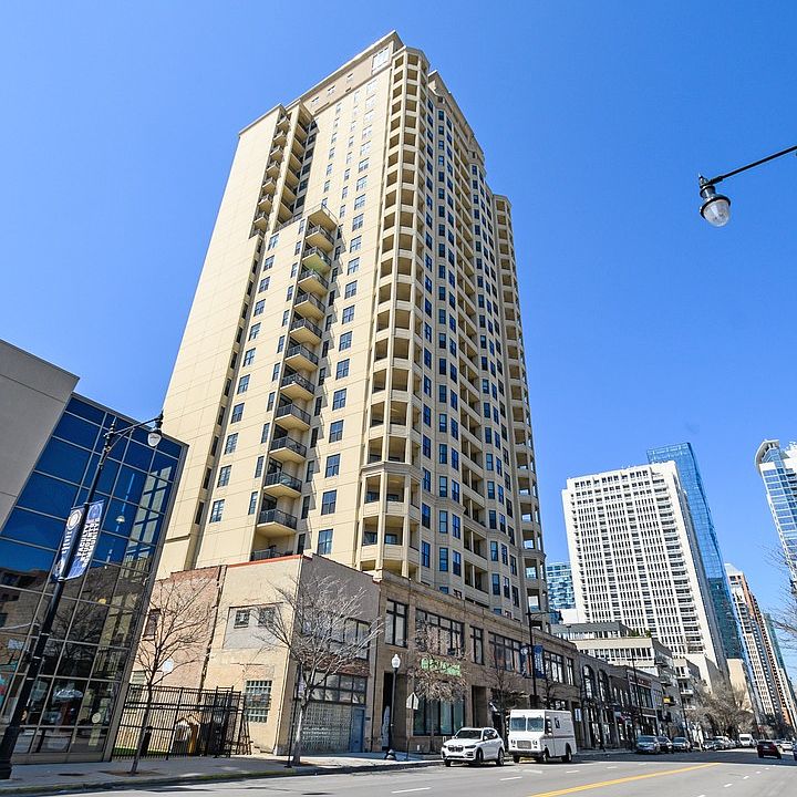 1st image of 1464 S Michigan Ave APT 802