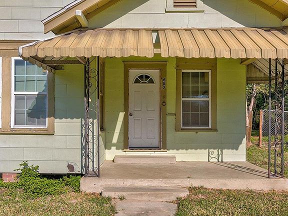 4th image of 680 Harriot St
