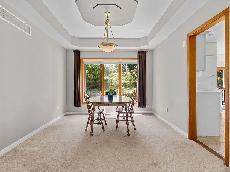 254 Hunters Trl — Photo 8