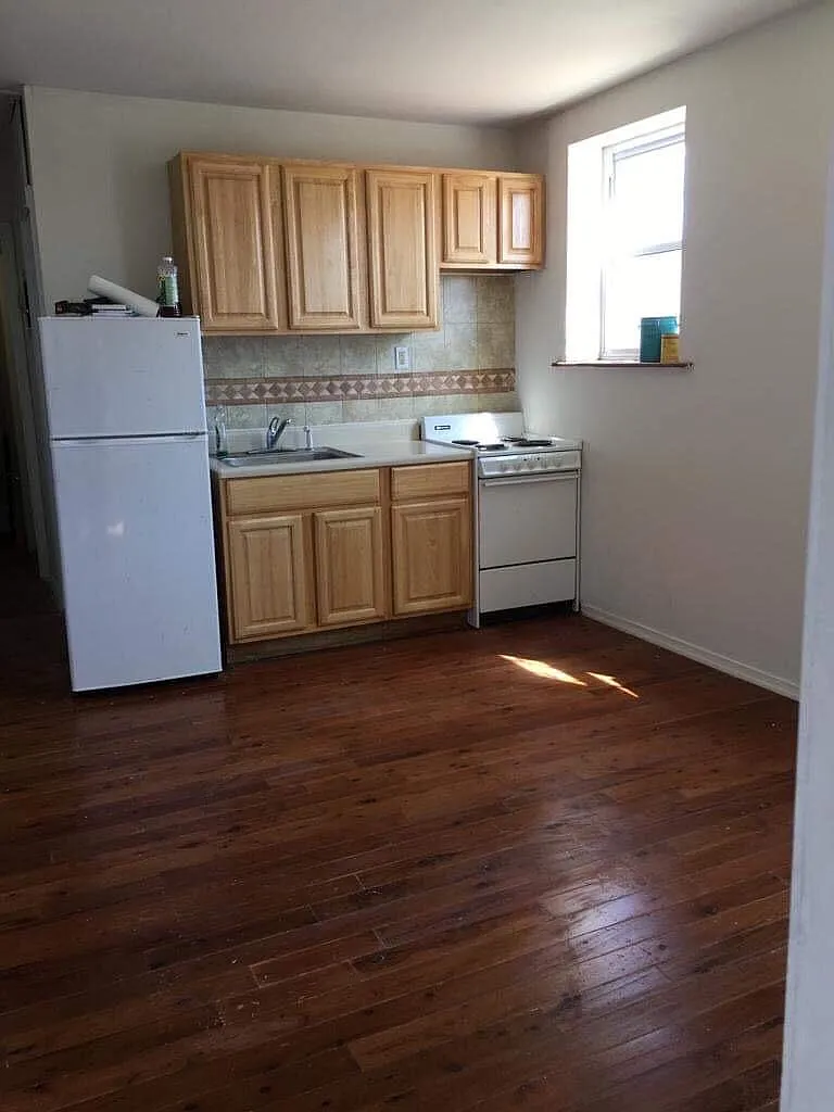 1 bed, 500 sqft, $950 — Photo 1