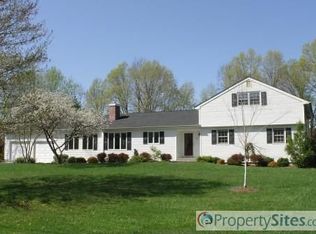 8 Gold Blvd, Basking Ridge, NJ 07920