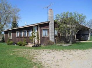 8460 Beaverton Rd, Lake, MI 48632