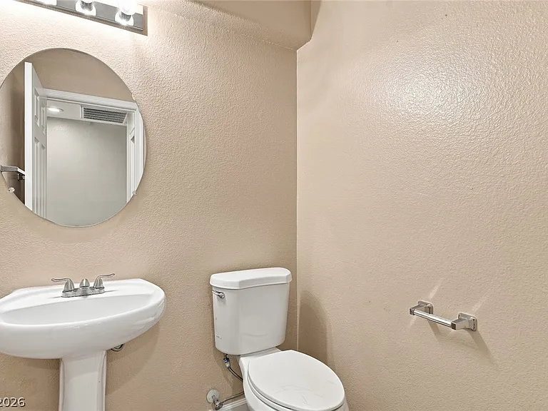1915 Sundown Canyon Dr — Photo 14
