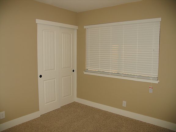 4th image of 4416 Fenwick Way