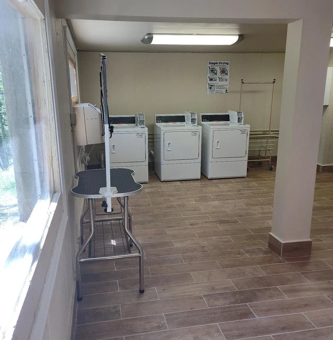 Maple Grove Apartments — Photo 3