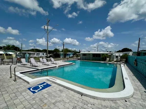2023 St Lucie Blvd, Unit 20, Fort Pierce, FL 34946