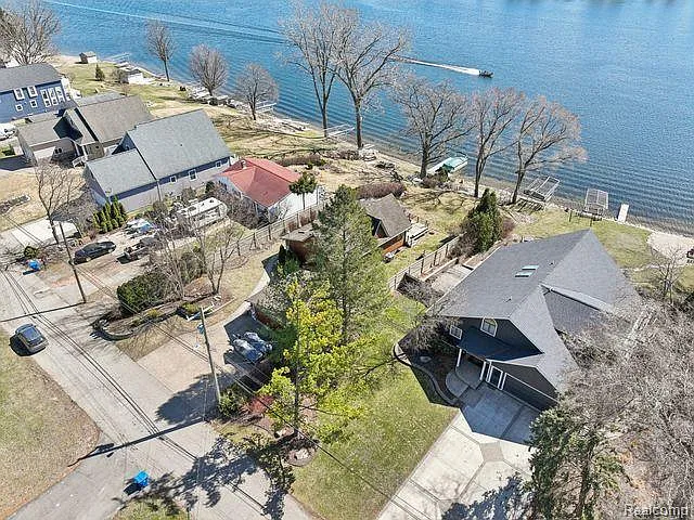 3641 Mann Rd — Photo 45